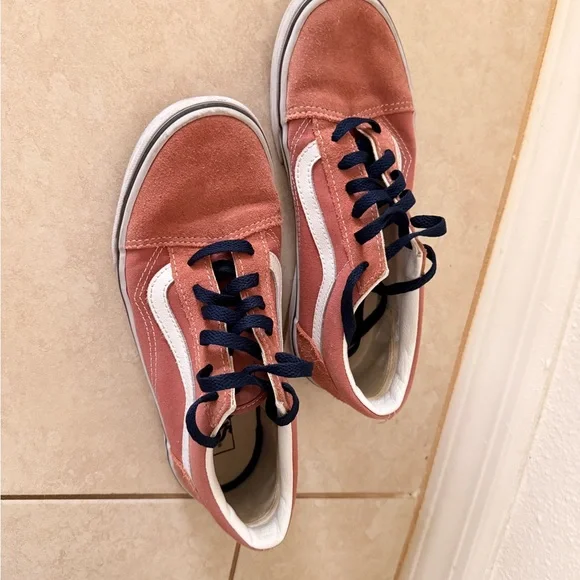 Vans Women's Sneakers in Pink and White - Picture 3 of 7